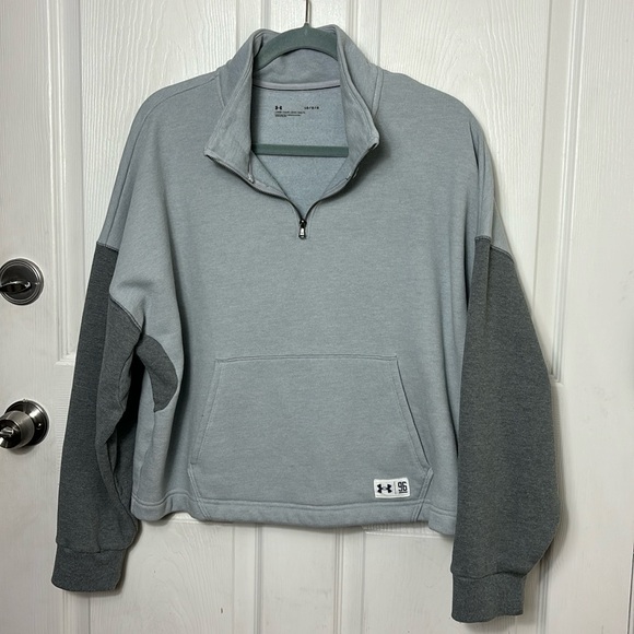 Under Armour Playback Oversized ¼ Zip Pullover size LARGE Gray color block - Picture 1 of 10